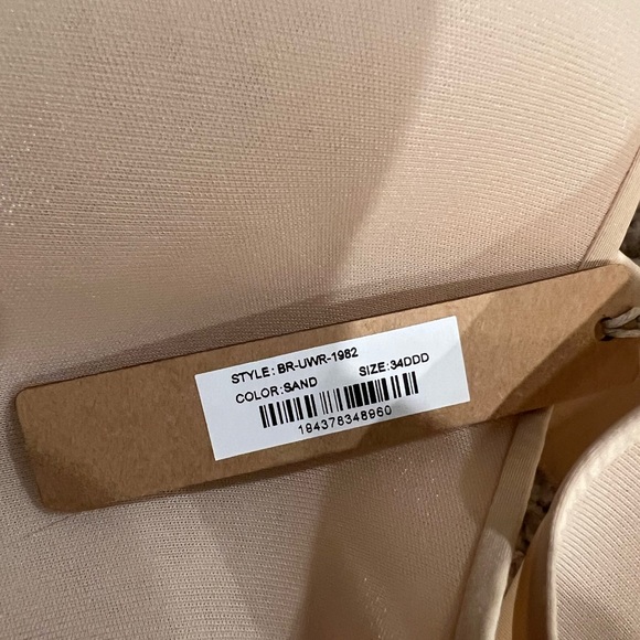 Skims bra NWT - Picture 3 of 4